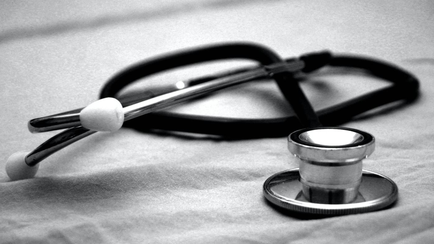 black-and-white-stethoscope